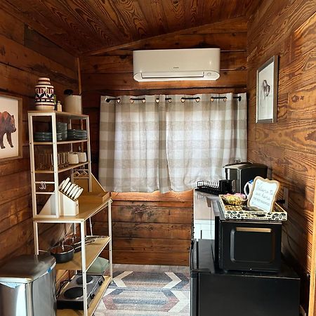 Tack Room 拉伯克 外观 照片
